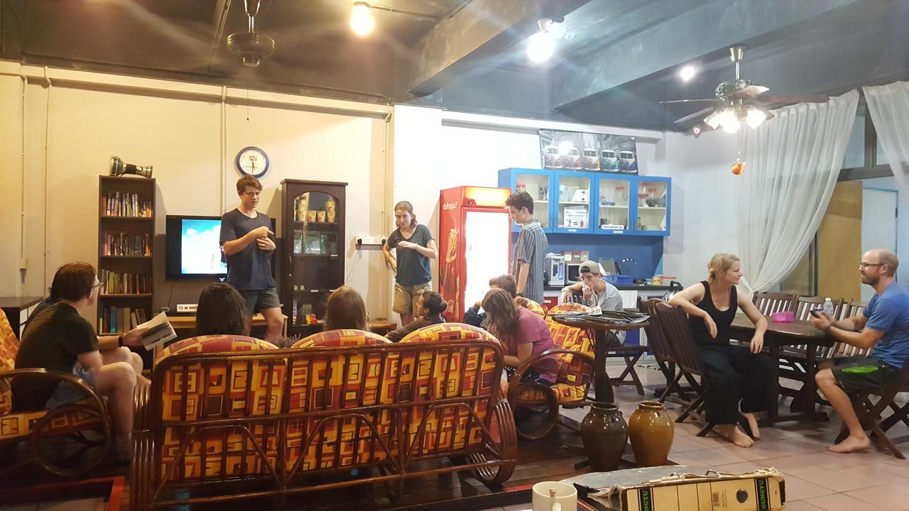 The Jesselton Cabin Sdn Bhd Kota Kinabalu Bagian luar foto