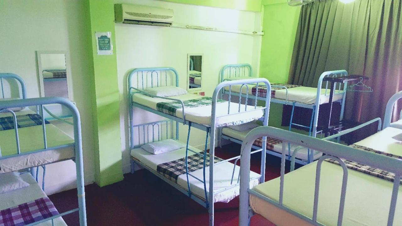 The Jesselton Cabin Sdn Bhd Kota Kinabalu Bagian luar foto